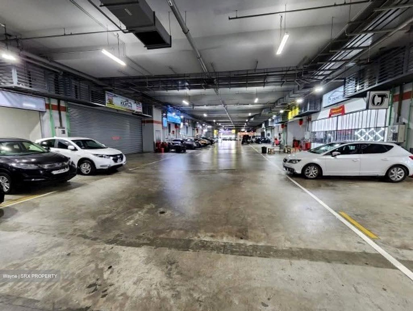 Carros Centre (D25), Factory #614482491